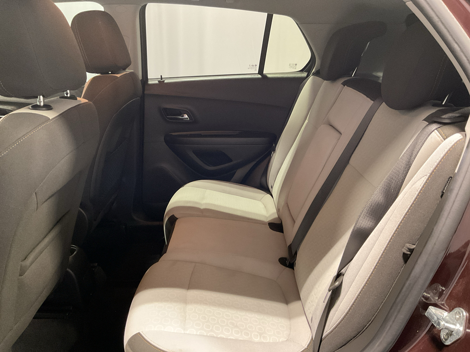 2021 Chevrolet Trax LS FWD