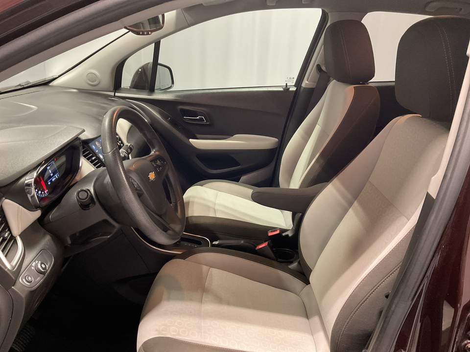 2021 Chevrolet Trax LS FWD