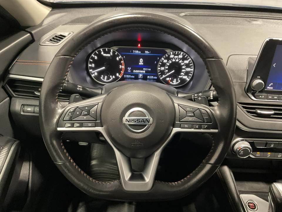 2022 Nissan Altima 2.5 SR