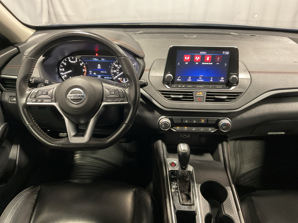 2022 Nissan Altima 2.5 SR