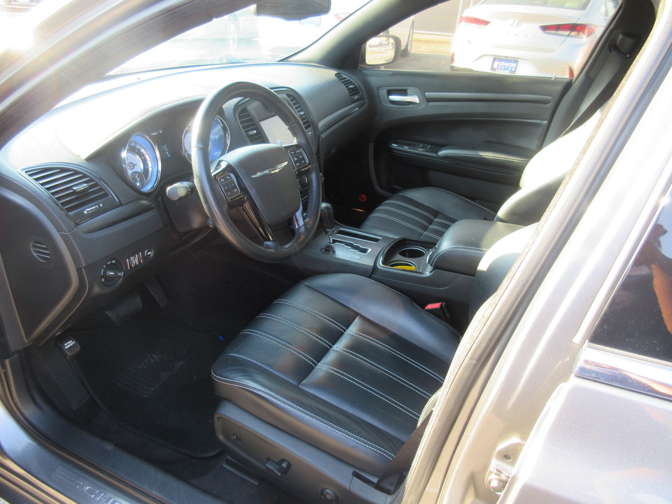 2012 Chrysler 300 S V8 RWD