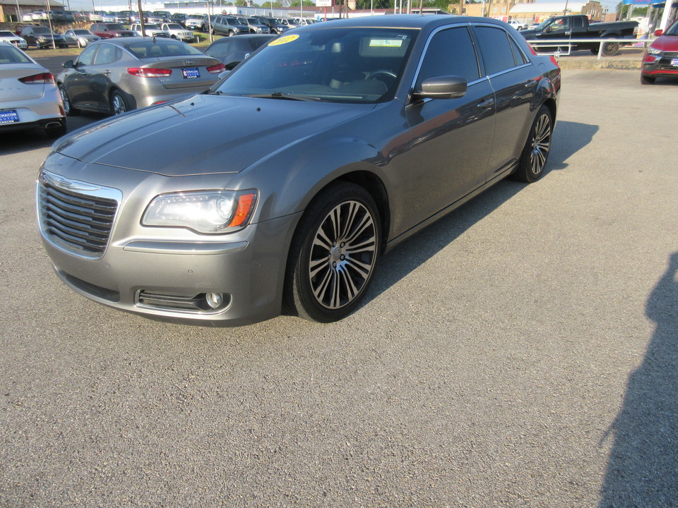 2012 Chrysler 300 S V8 RWD