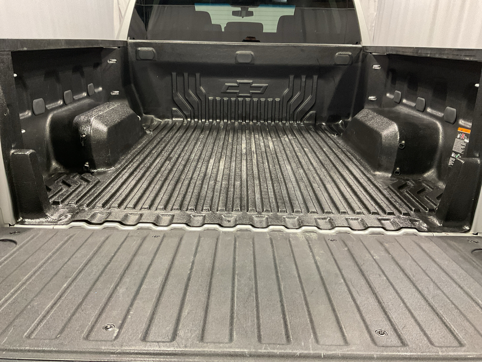 2020 Chevrolet Silverado 1500 Custom Crew Cab Short Box 2WD