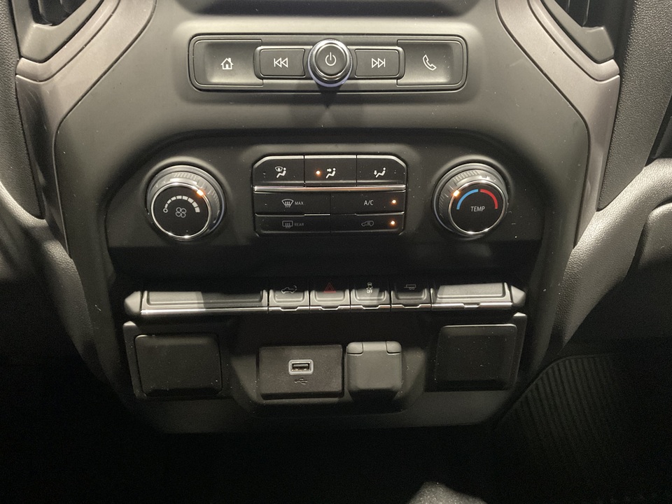 2020 Chevrolet Silverado 1500 Custom Crew Cab Short Box 2WD
