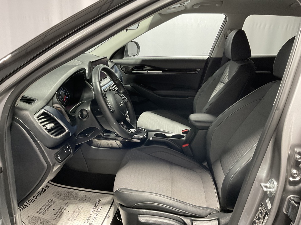 2022 Kia Seltos S