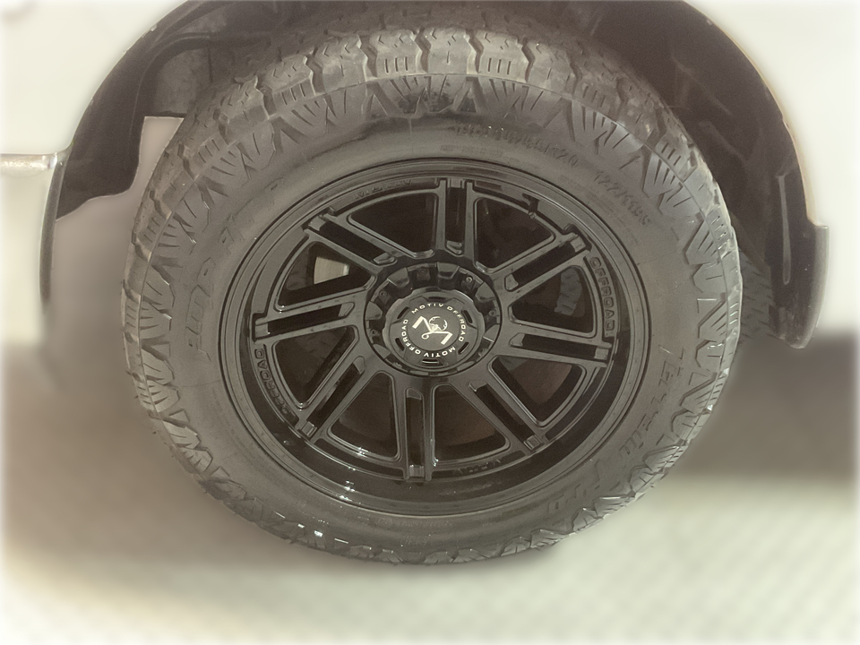2018 Ram 1500 SLT Crew Cab SWB 2WD