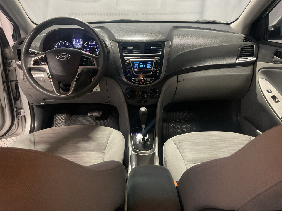 2017 Hyundai Accent SE 4-Door 6A