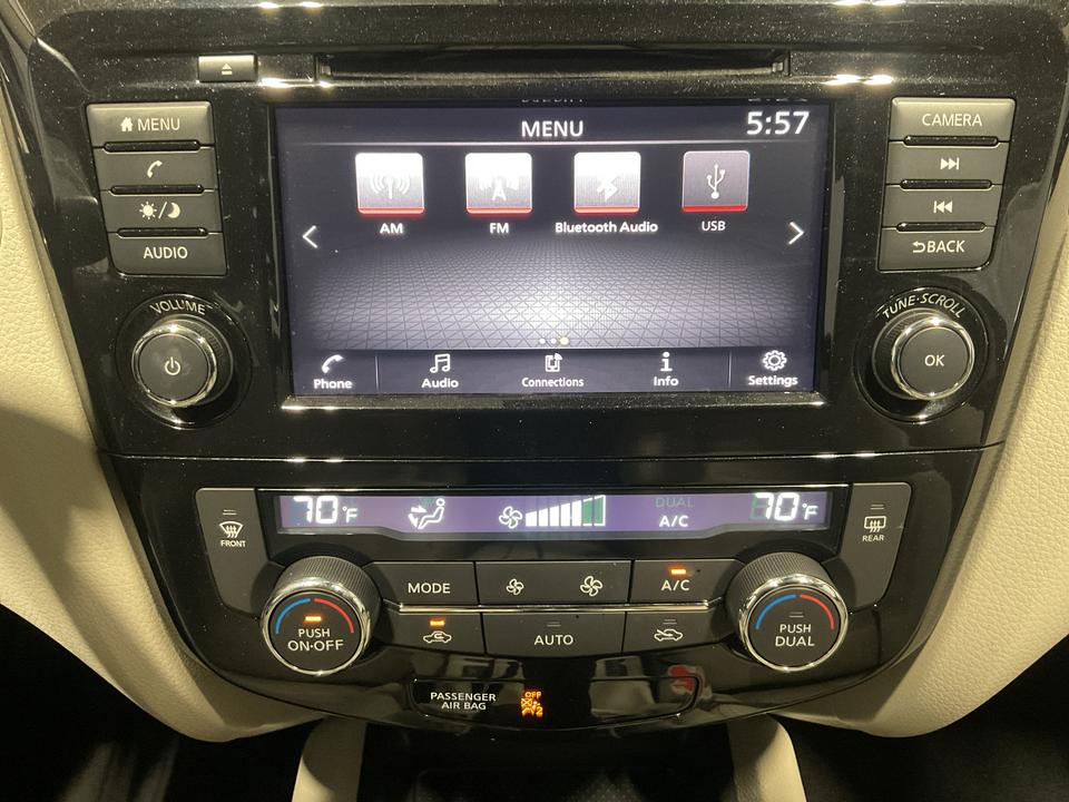 2021 Nissan Rogue Sport SV