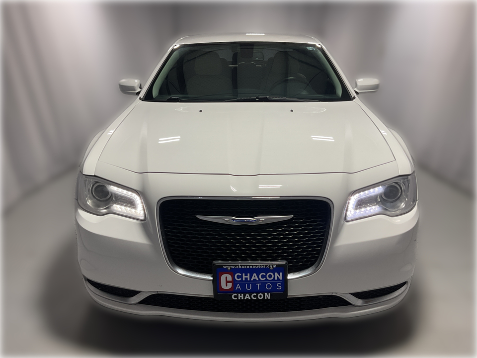 2018 Chrysler 300 Touring