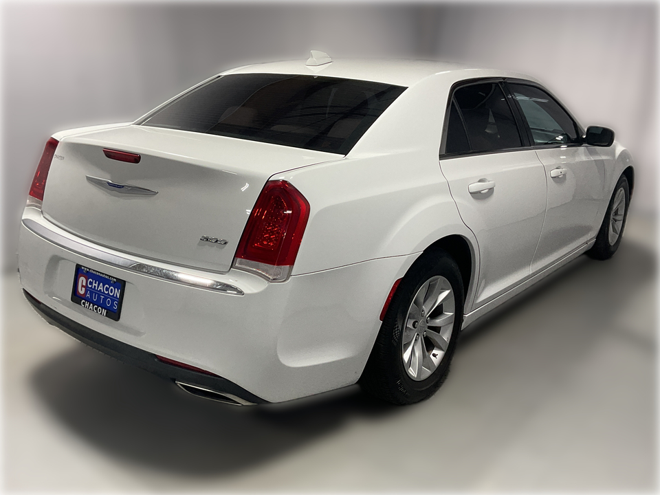 2018 Chrysler 300 Touring