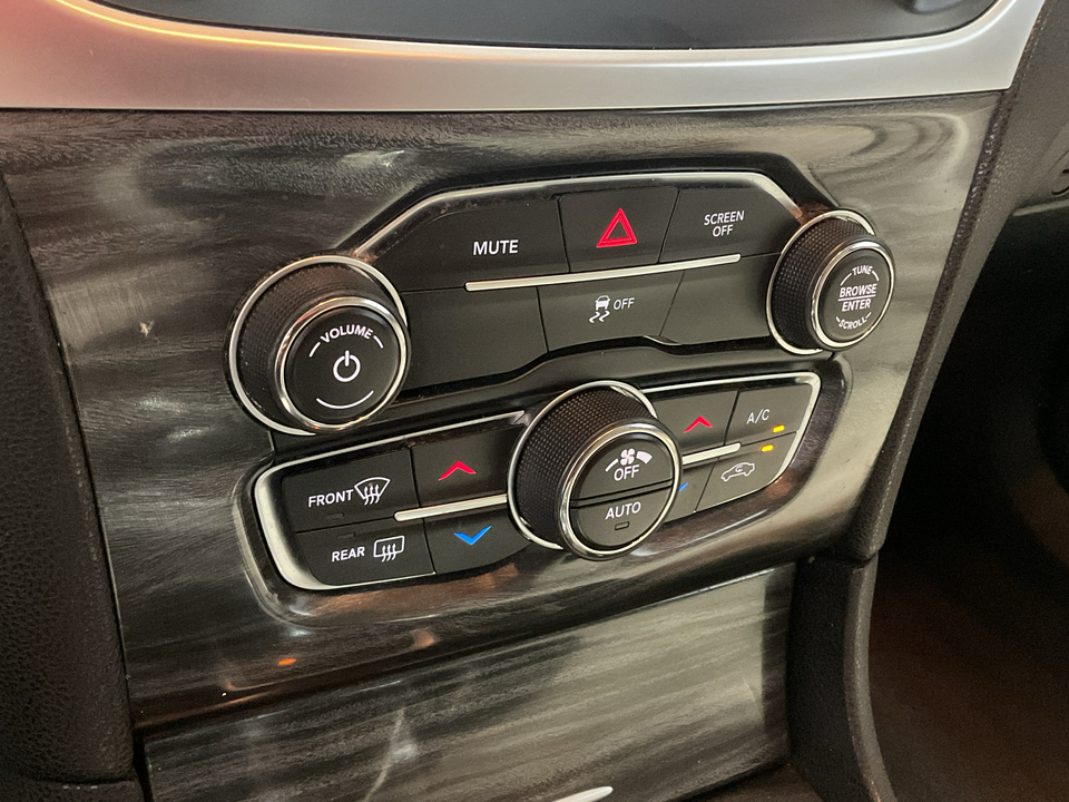 2018 Chrysler 300 Touring