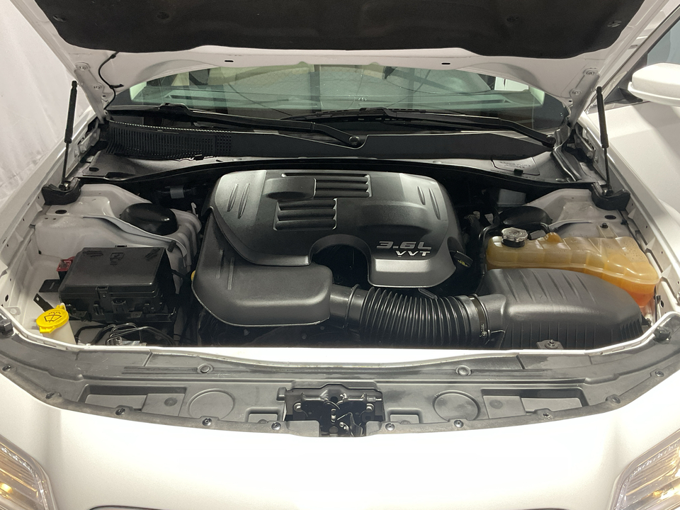 2018 Chrysler 300 Touring