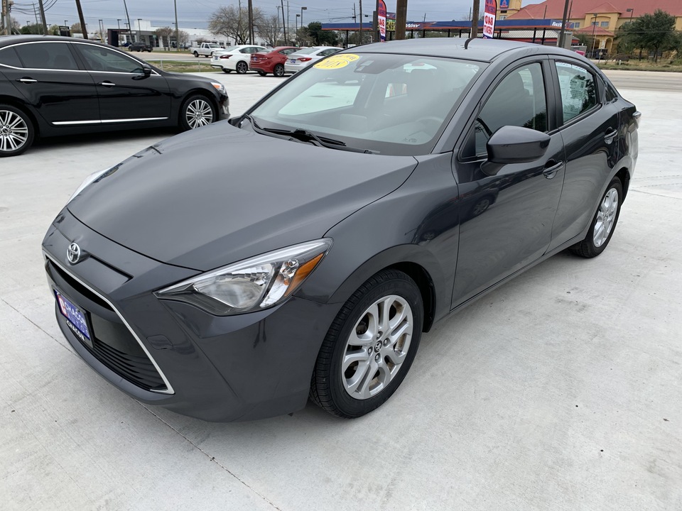 2018 Toyota Yaris iA 6A