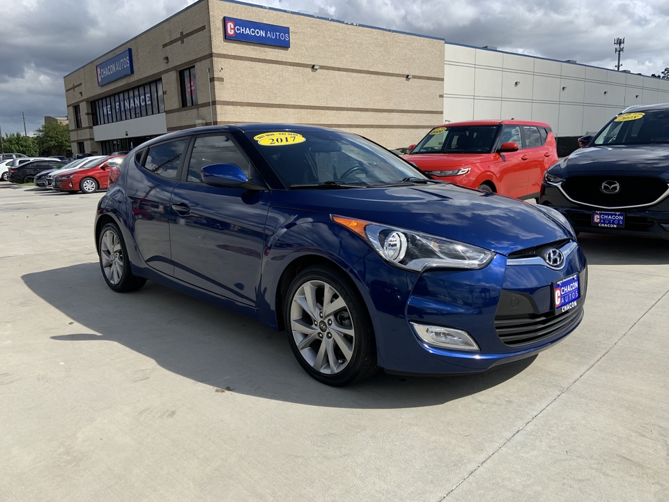 2017 Hyundai Veloster Base 6AT