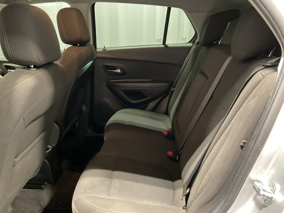 2020 Chevrolet Trax LS FWD