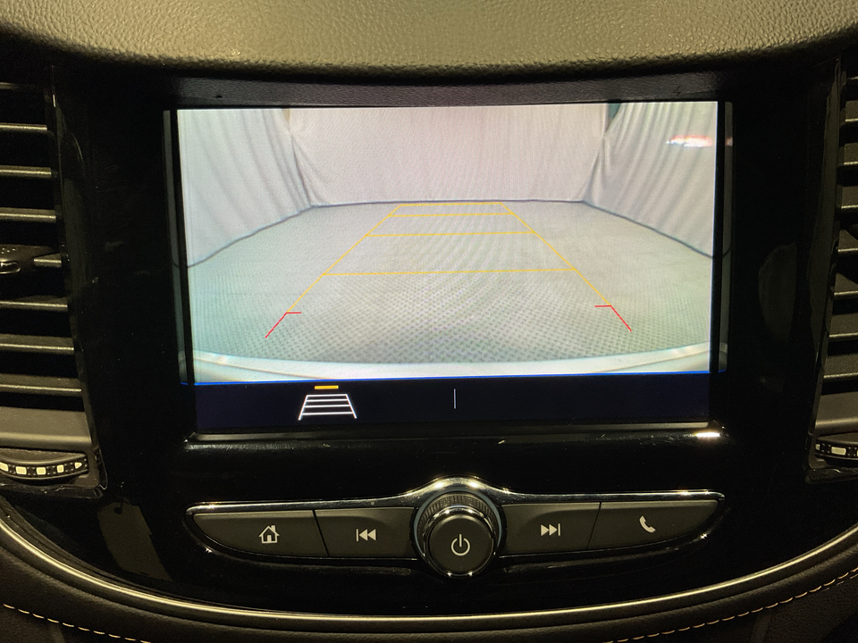 2020 Chevrolet Trax LS FWD