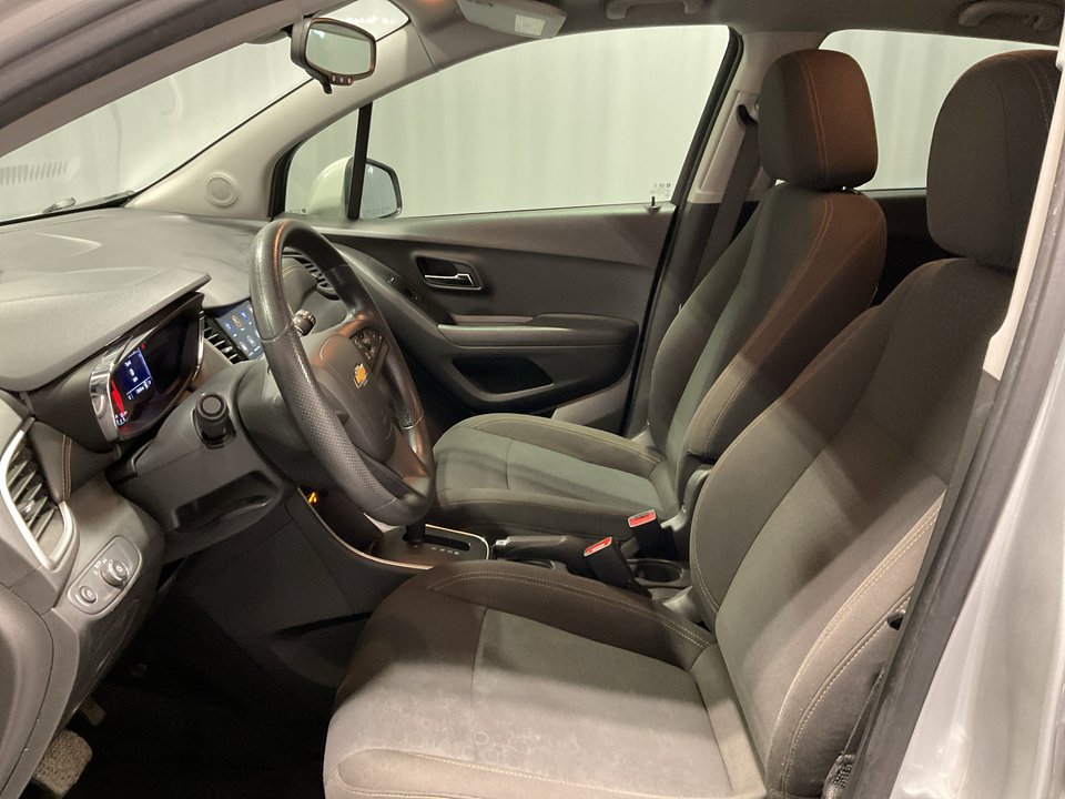 2020 Chevrolet Trax LS FWD