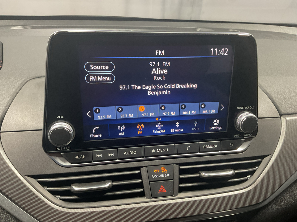 2025 Nissan Altima 2.5 SR