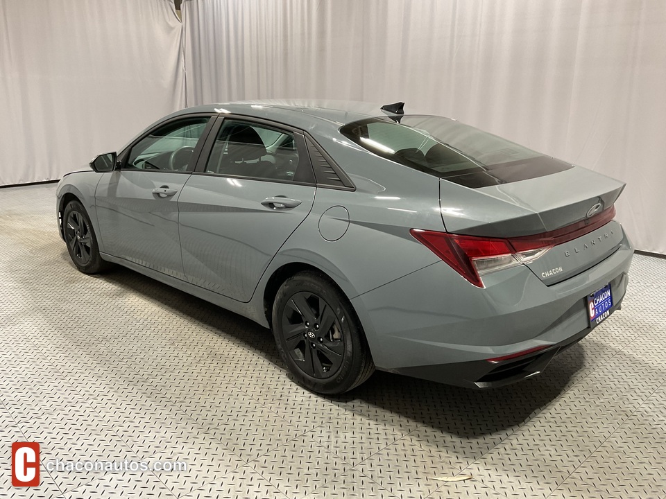 Used 2022 Hyundai Elantra in Austin, TX ( A329115 ) | Chacon Autos