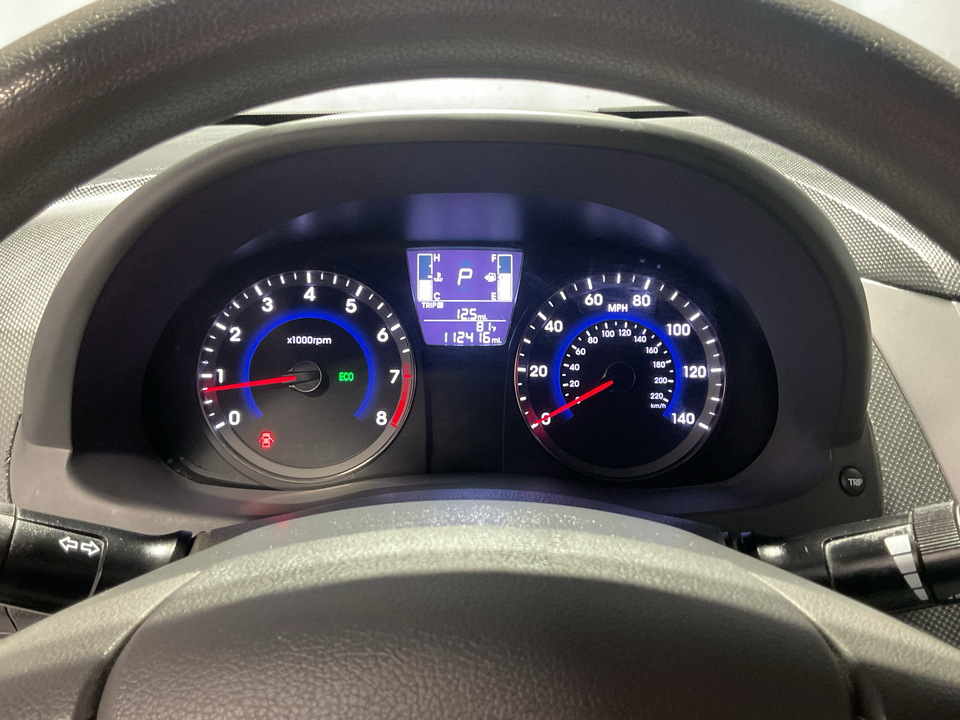 2017 Hyundai Accent SE 4-Door 6A