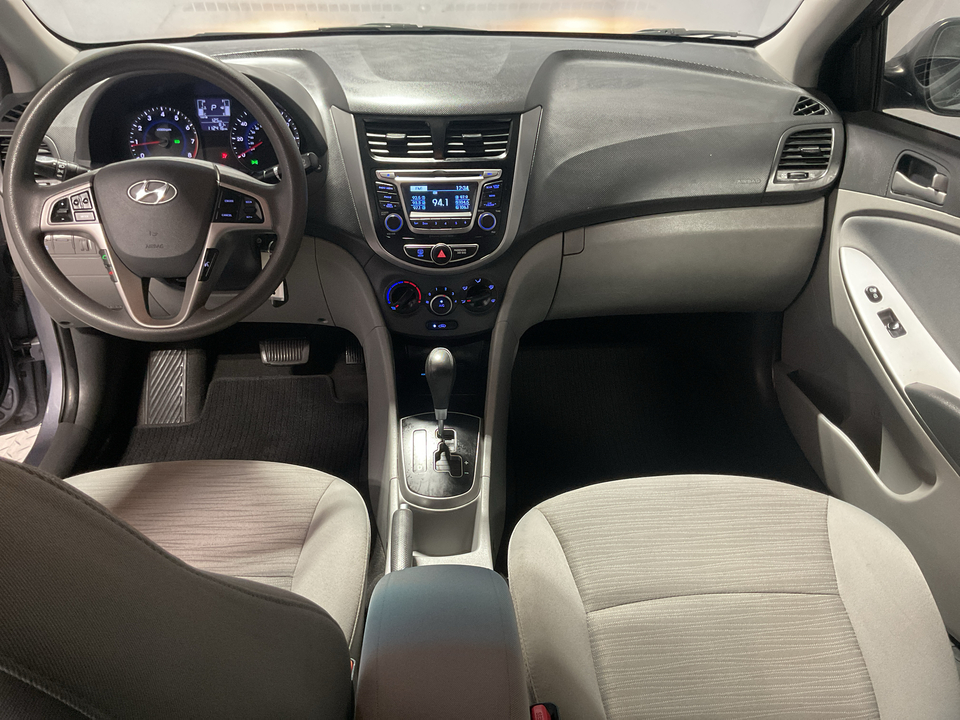 2017 Hyundai Accent SE 4-Door 6A