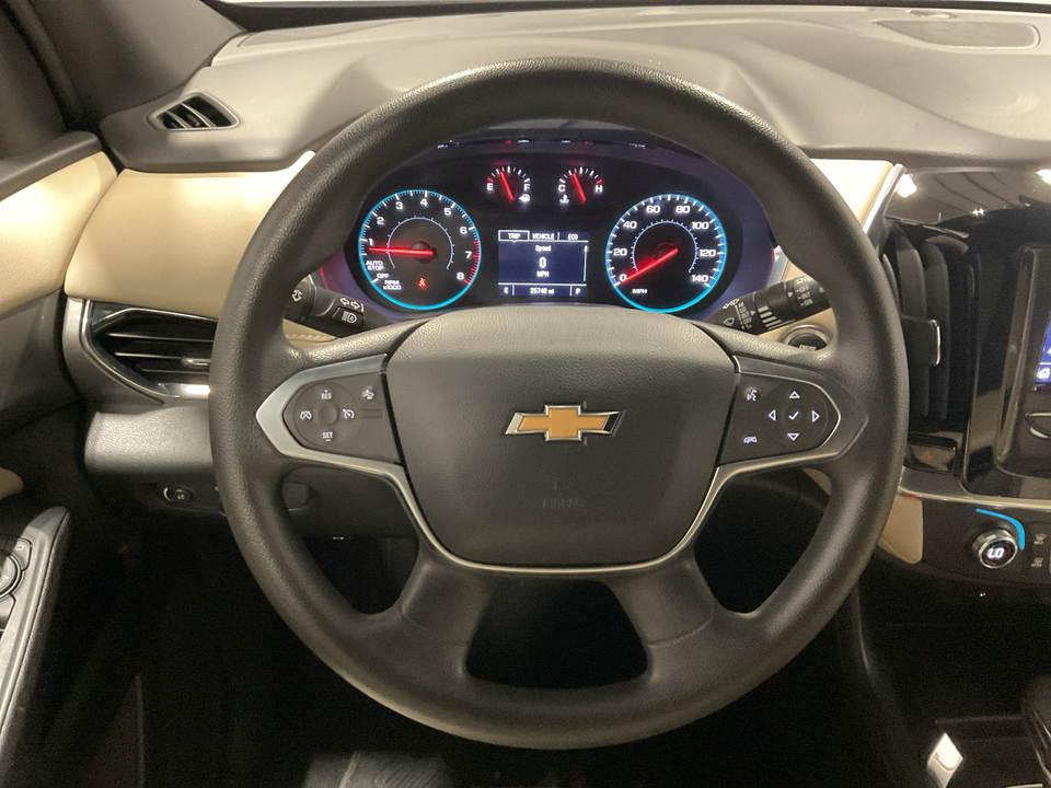 2023 Chevrolet Traverse LS FWD