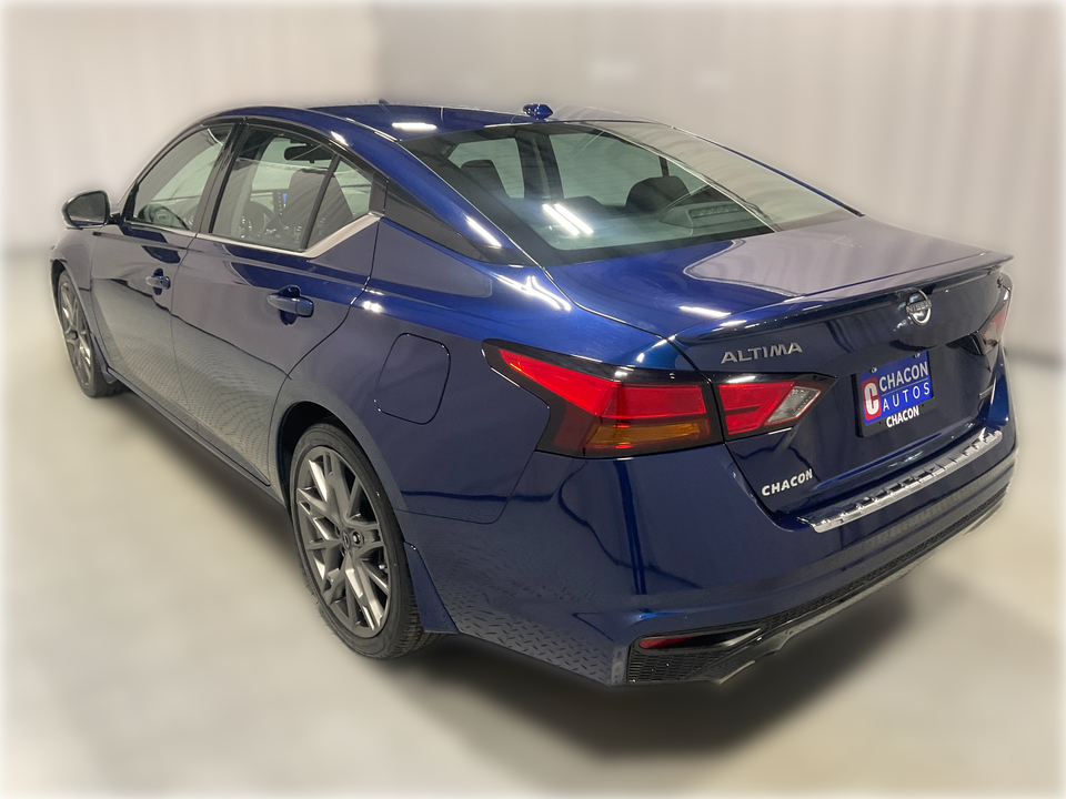 2023 Nissan Altima VC-T SR