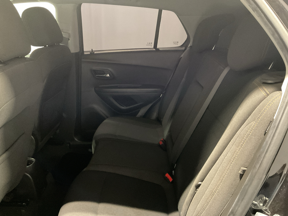 2020 Chevrolet Trax LS FWD