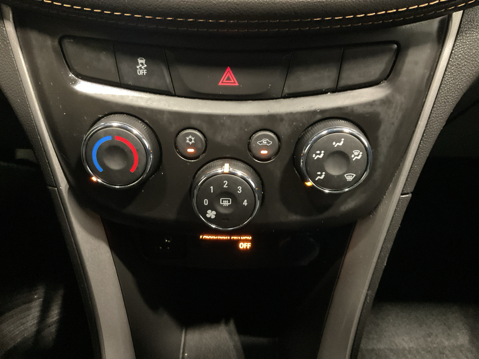 2020 Chevrolet Trax LS FWD