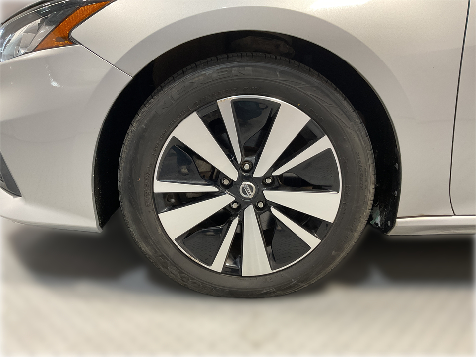 2021 Nissan Altima 2.5 SV