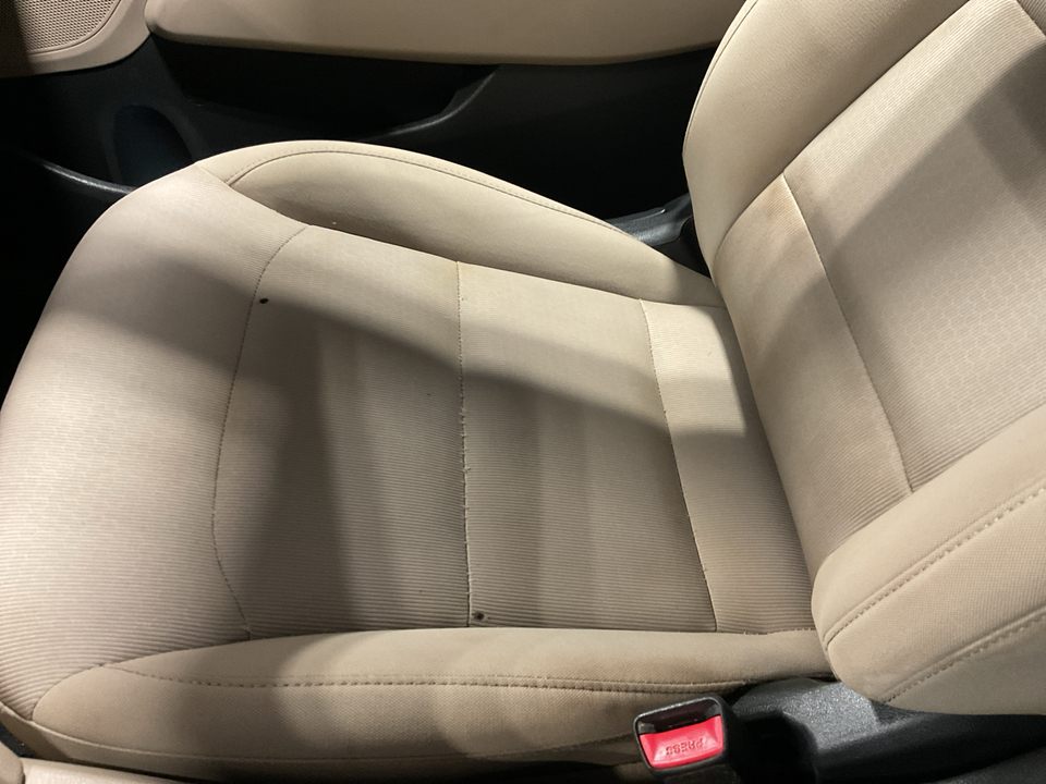 2018 Hyundai Elantra SE 6AT