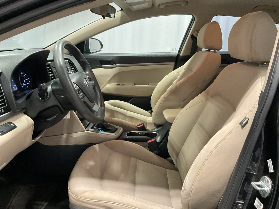 2018 Hyundai Elantra SE 6AT