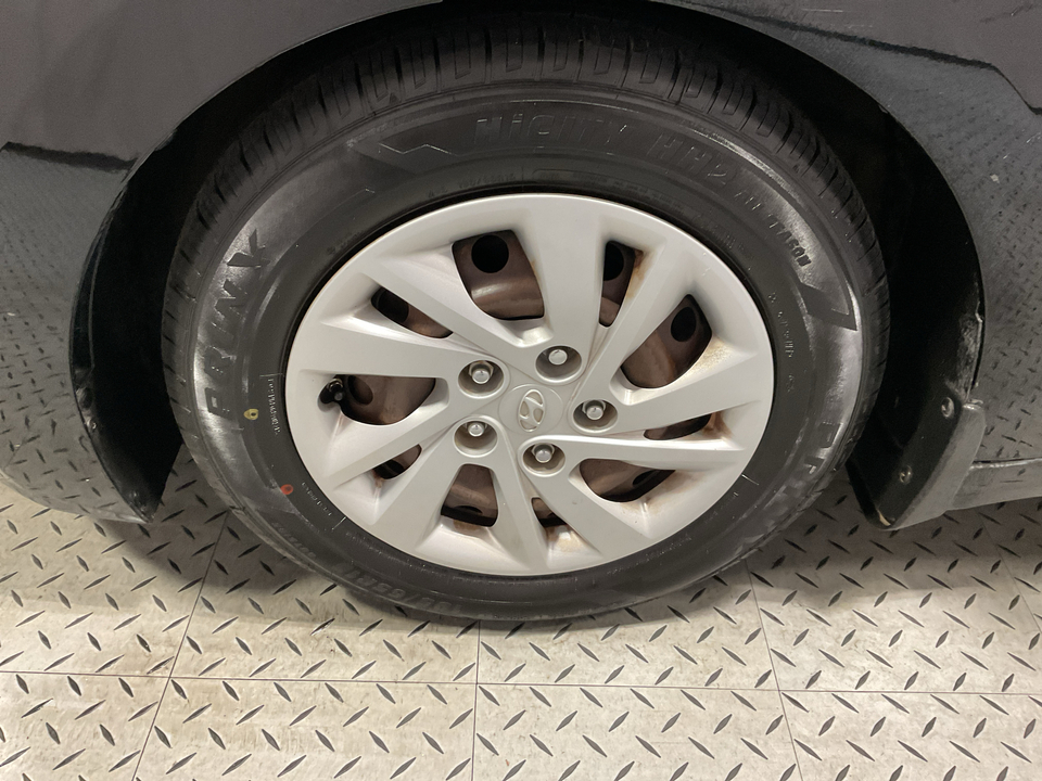 2018 Hyundai Elantra SE 6AT