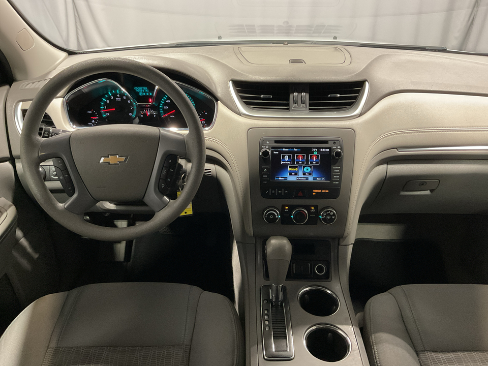 2017 Chevrolet Traverse LS FWD