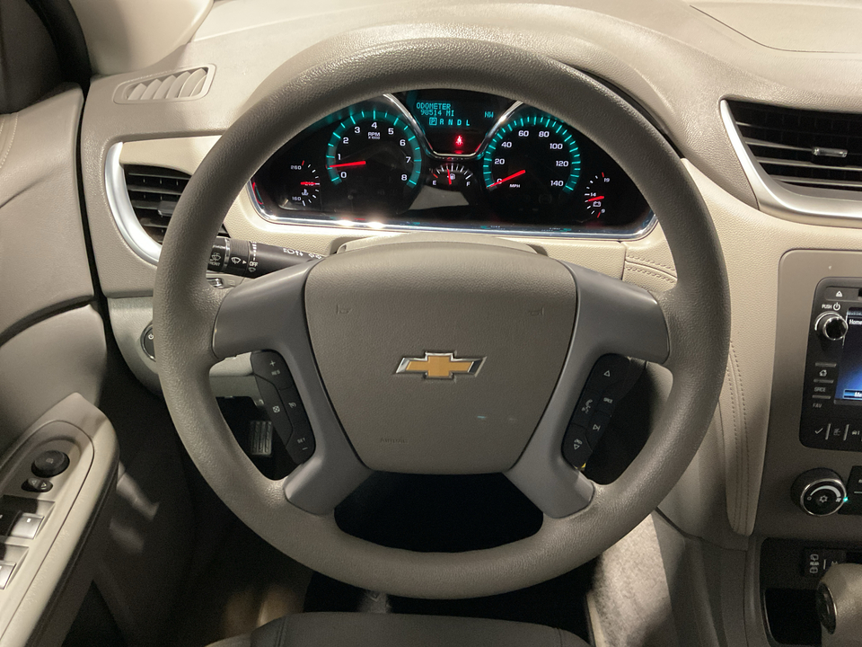 2017 Chevrolet Traverse LS FWD