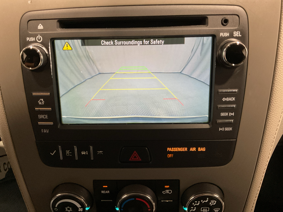 2017 Chevrolet Traverse LS FWD
