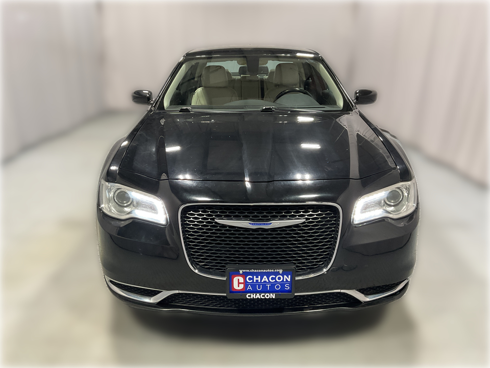 2018 Chrysler 300 Touring