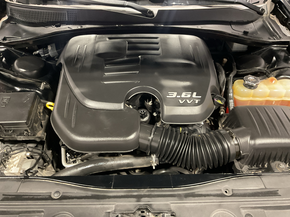 2018 Chrysler 300 Touring