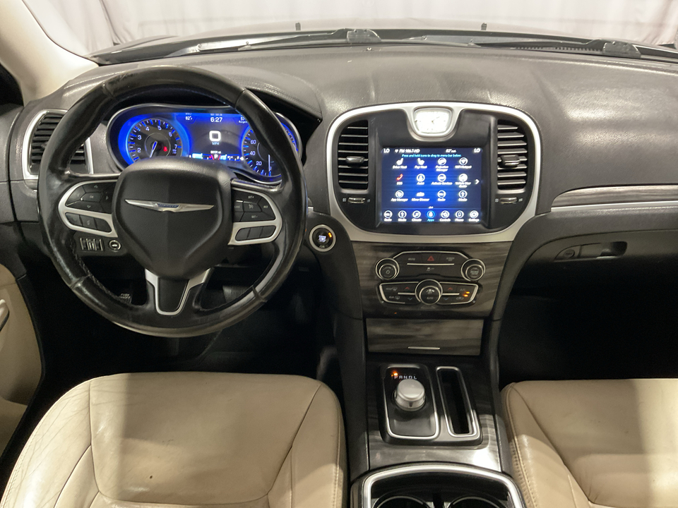 2018 Chrysler 300 Touring