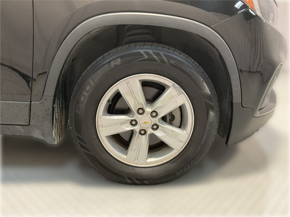 2021 Chevrolet Trax LS FWD