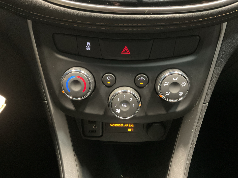 2021 Chevrolet Trax LS FWD