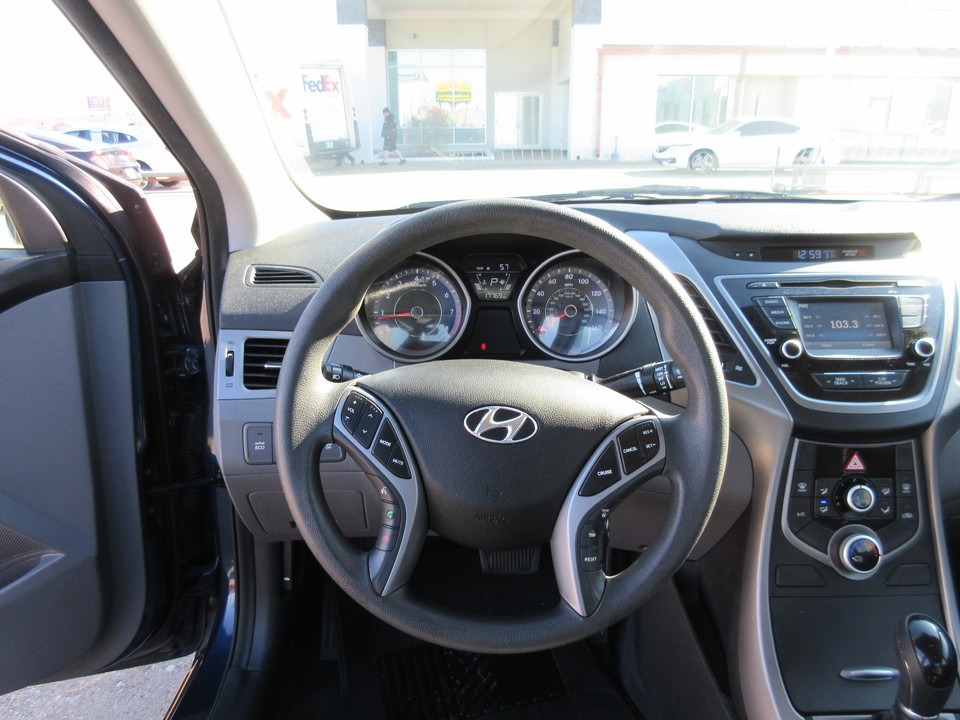 2015 Hyundai Elantra SE 6AT