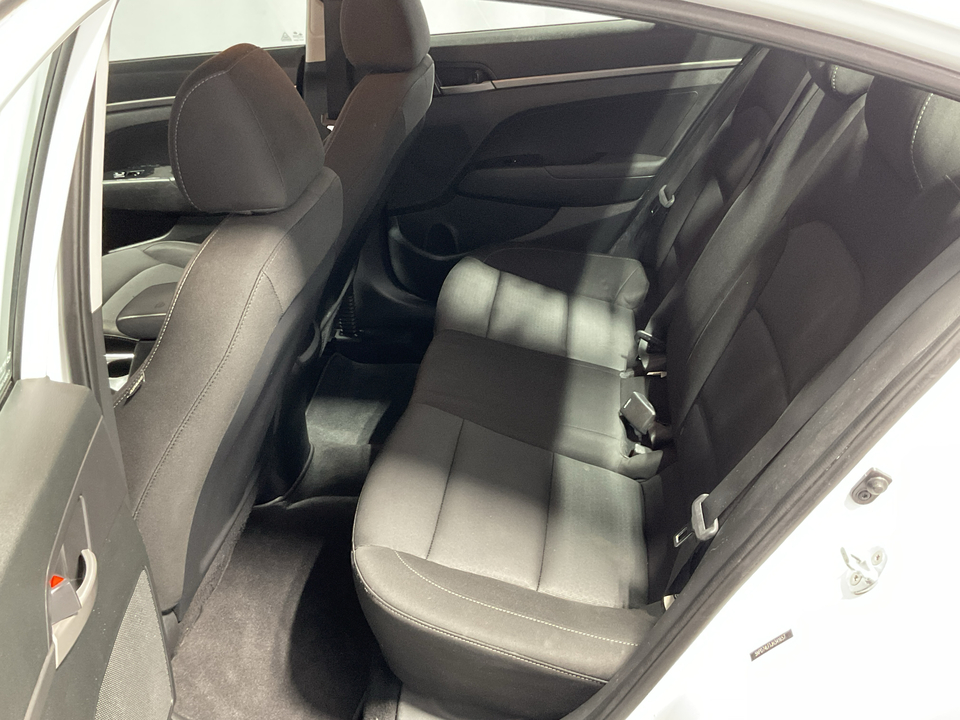 2018 Hyundai Elantra SE 6AT