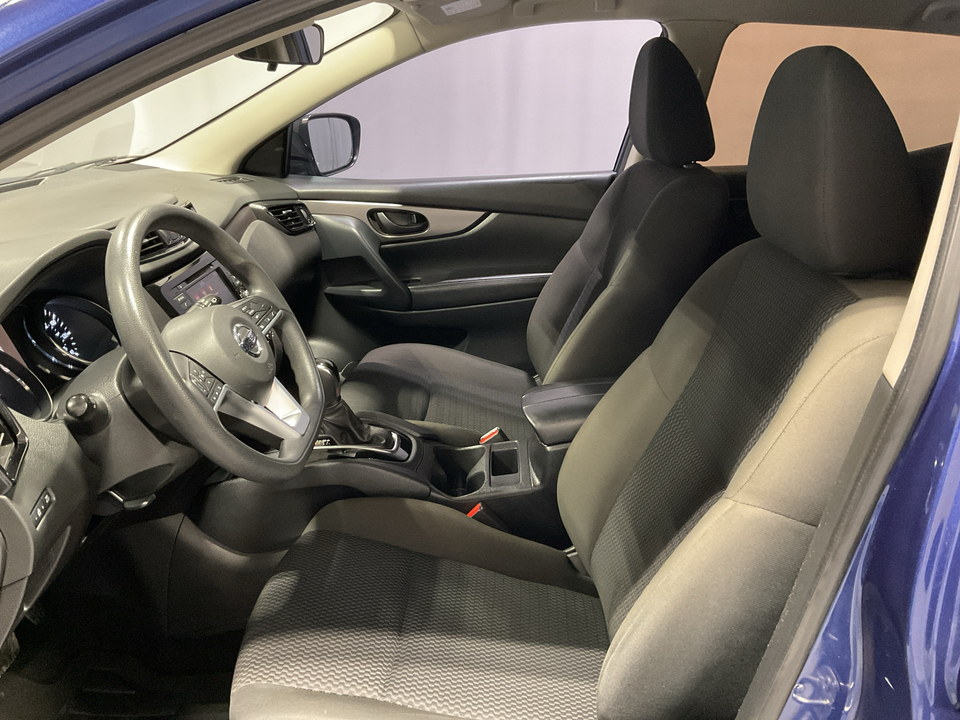 2022 Nissan Rogue Sport S