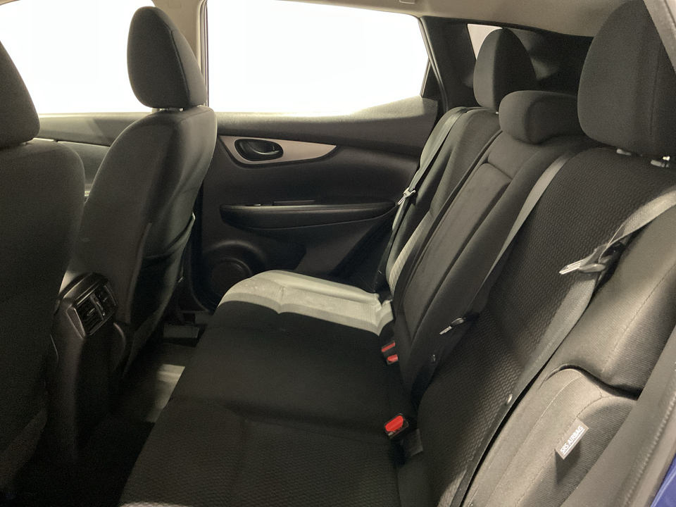 2022 Nissan Rogue Sport S