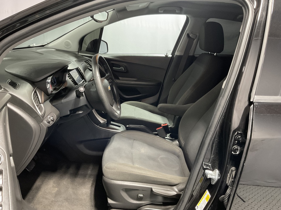 2021 Chevrolet Trax LS FWD