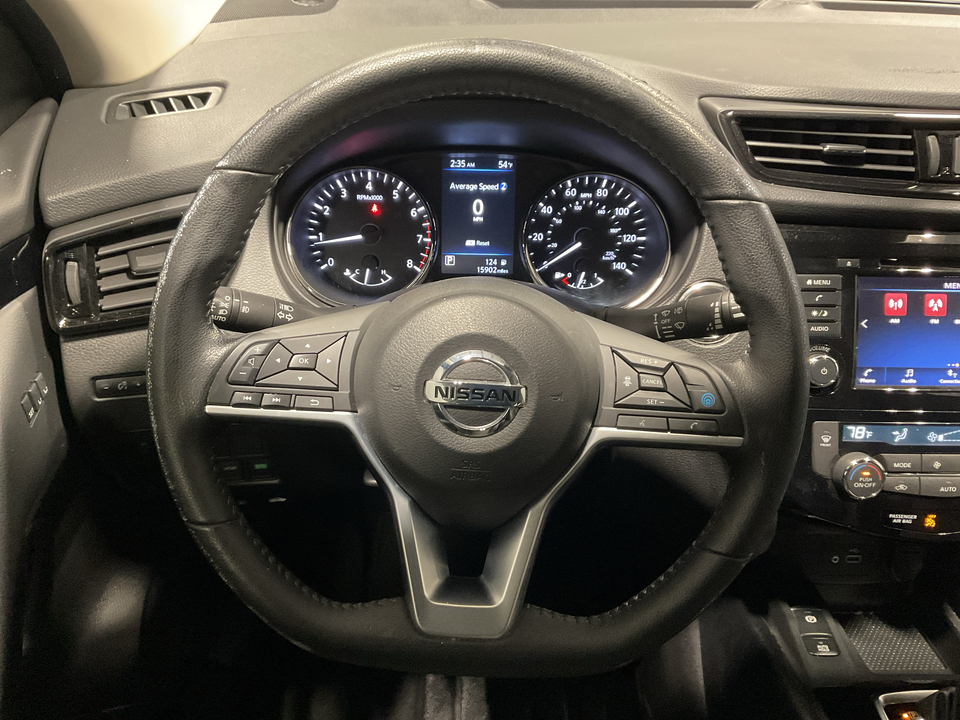 2022 Nissan Rogue Sport SV