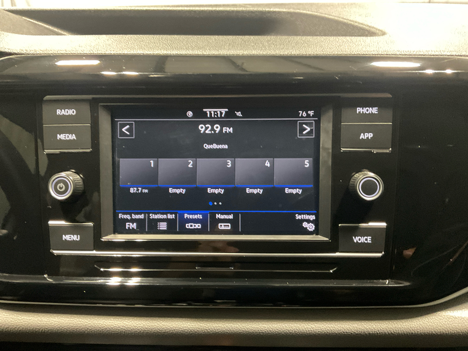 2023 Volkswagen Taos S