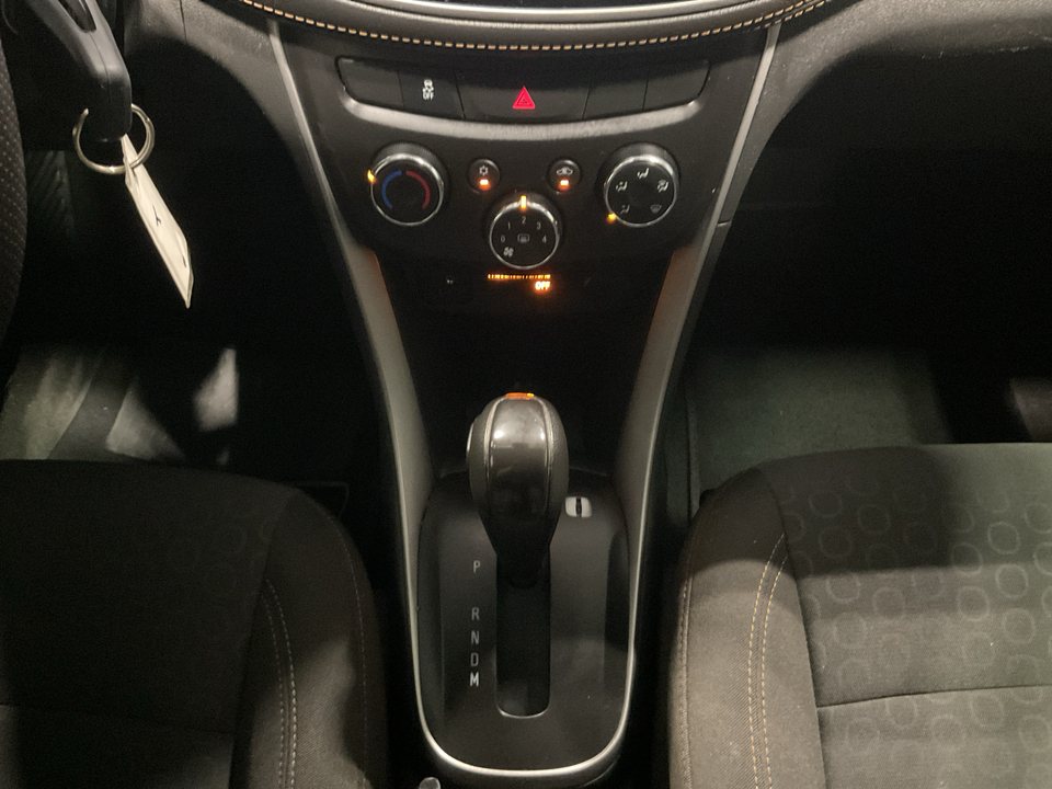 2020 Chevrolet Trax LS FWD