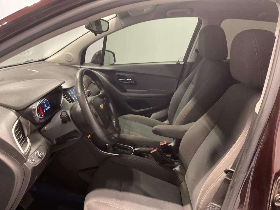 2020 Chevrolet Trax LS FWD
